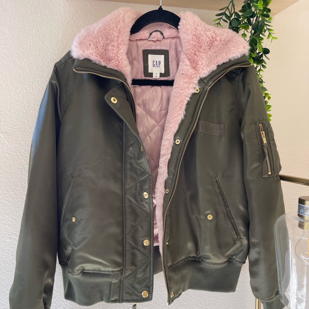 GAP Women's Olive Bomber Jacket with Soft Pink Interior
